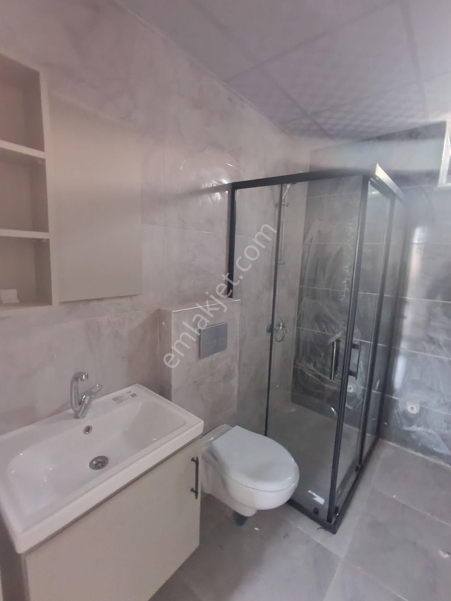 Aydoğmuş 'ta Arakatta , Sıfır , Asansörlü , Huzurlu Fırsat 1+1 Satılık Daireler - Görsel 9