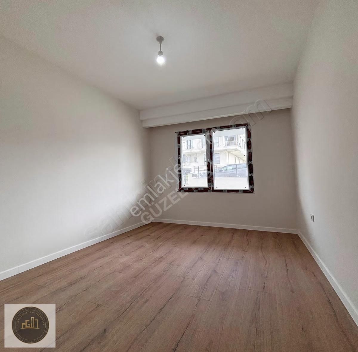 Beylikdüzü Yaşam Vadisine Cephe Site İçi Fırsat 2+1 Ara Kat !!! - Görsel 3