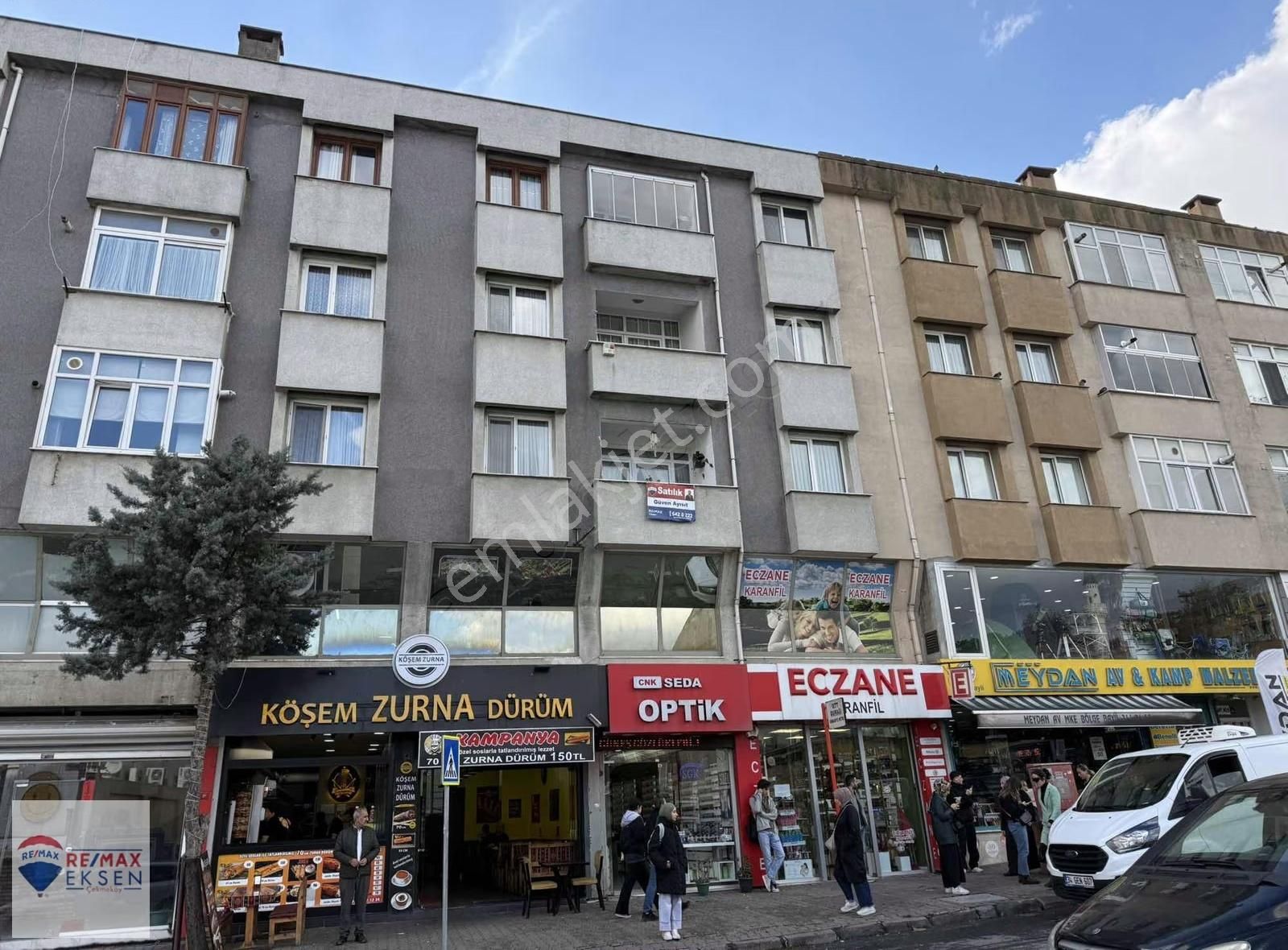 Üsküdar Kısıklı Metro Karşısında Satılık Daire