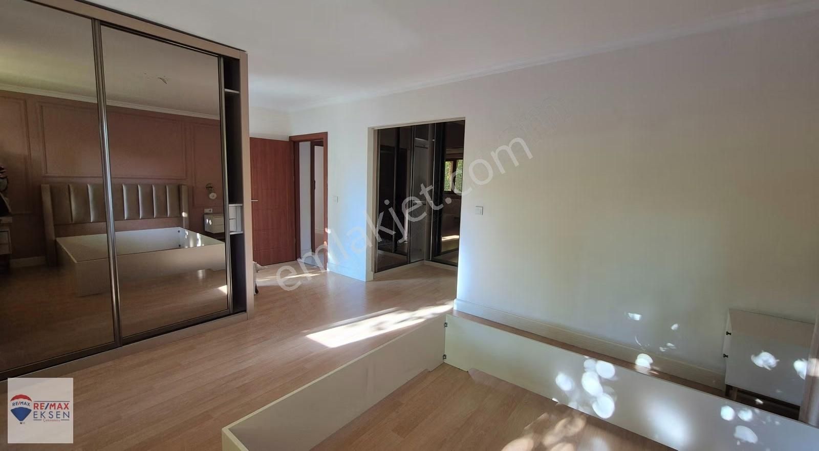 Taşdelen Neveser Konakları Kiralık 3+1 Bahçe Katı - Görsel 23