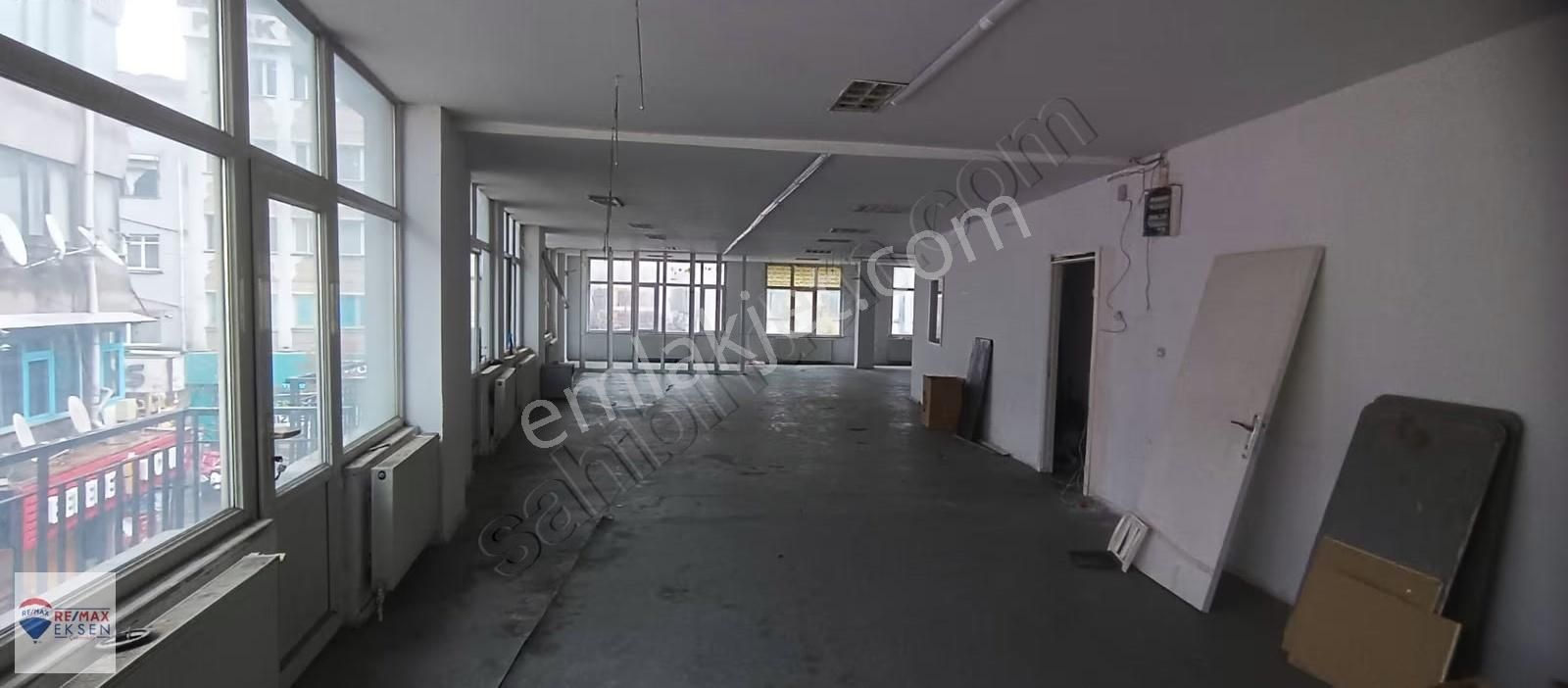Çağlayan Vatan Cad.de Kiralık Müstakil Depolu İşyeri-ofis 380 M2 - Görsel 13
