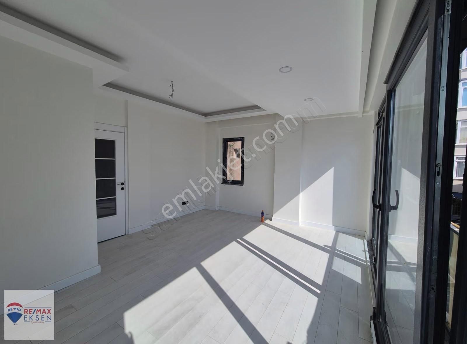 Beşiktaş'ta Boğaz Manzaralı Satılık 3+1 Çatı Dubleksi - Görsel 20