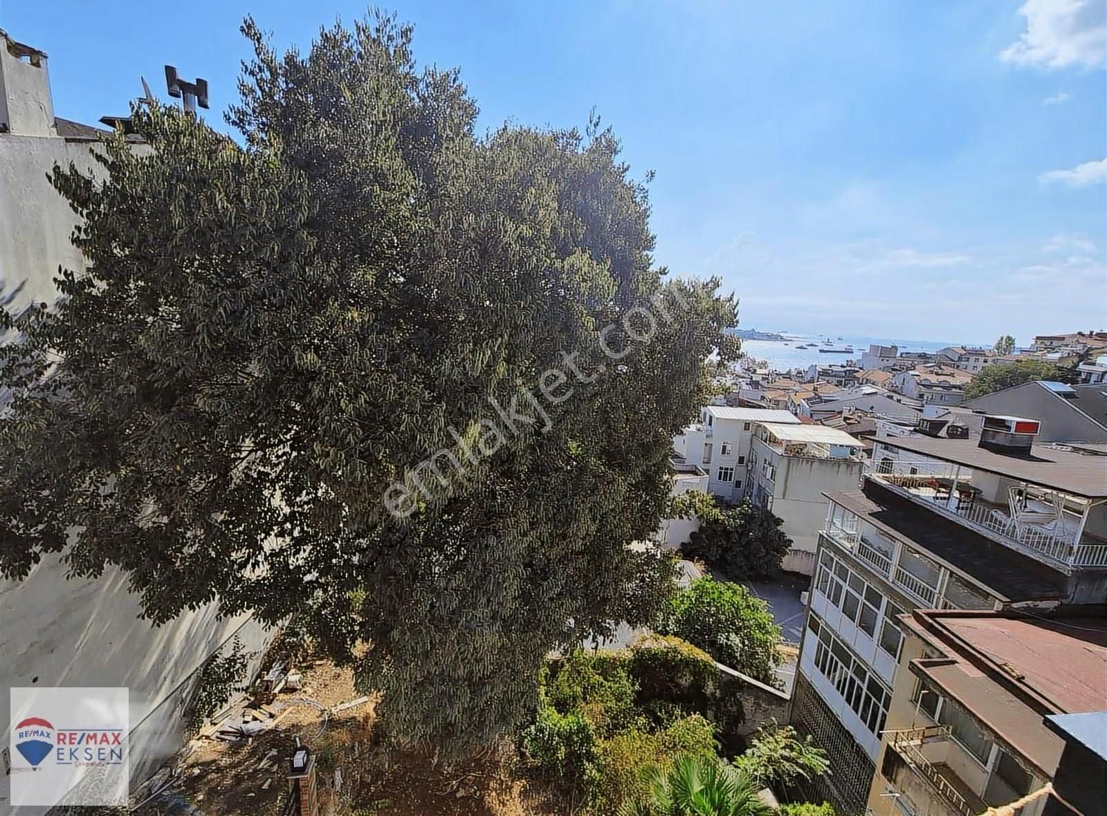 Beşiktaş'ta Boğaz Manzaralı Satılık 3+1 Çatı Dubleksi - Görsel 4