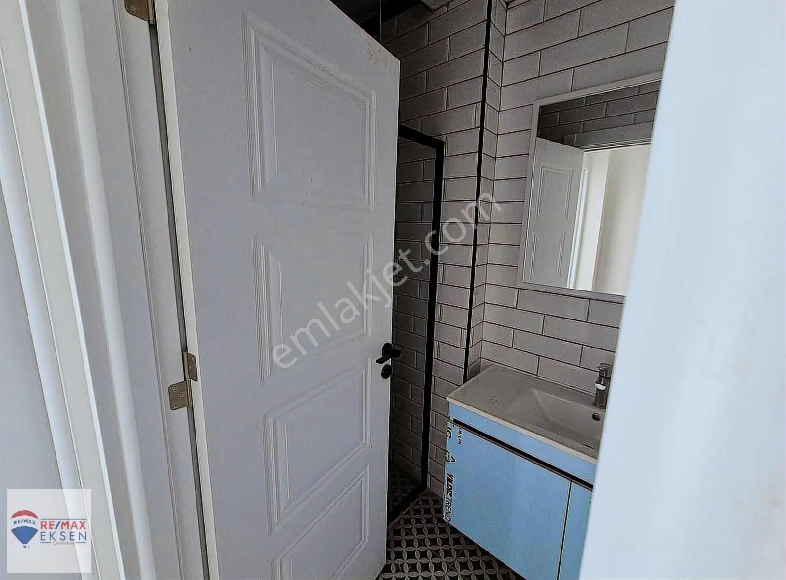 Beşiktaş'ta Boğaz Manzaralı Satılık 3+1 Çatı Dubleksi - Görsel 7