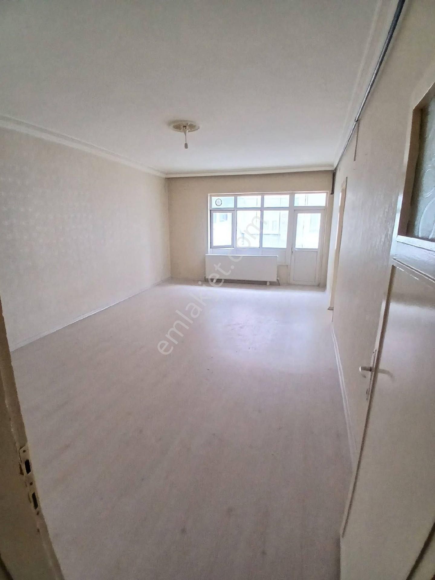 Çarşı Merkezde Satılık Daire - Görsel 3