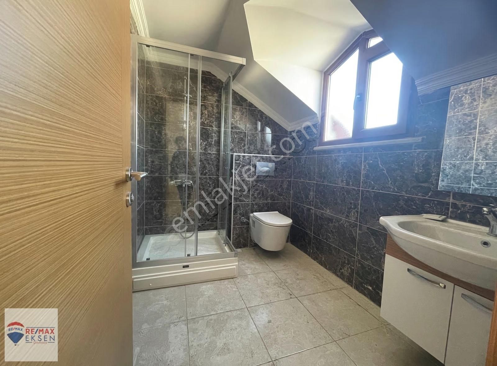 Sancaktepe Kasr-ı İstanbul Sit De Kiralık 5+1 Çatı Dubleks Daire - Görsel 29