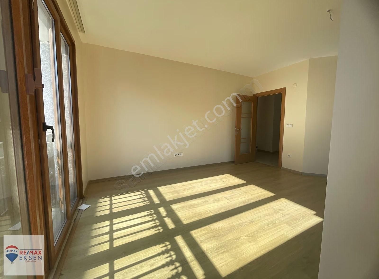 Sancaktepe Kasr-ı İstanbul Sit De Kiralık 5+1 Çatı Dubleks Daire - Görsel 18