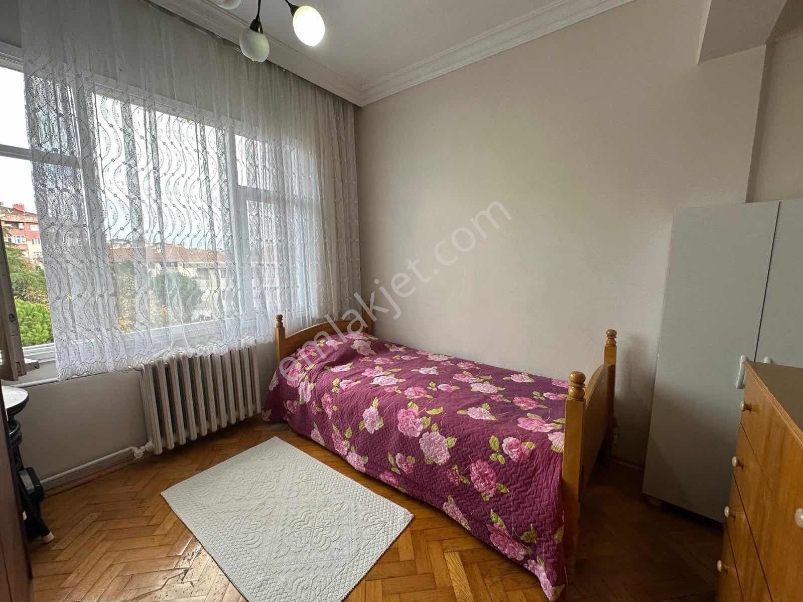 Can Emlaktan Site İçi Güvenlikli Otoparklı... - Görsel 13