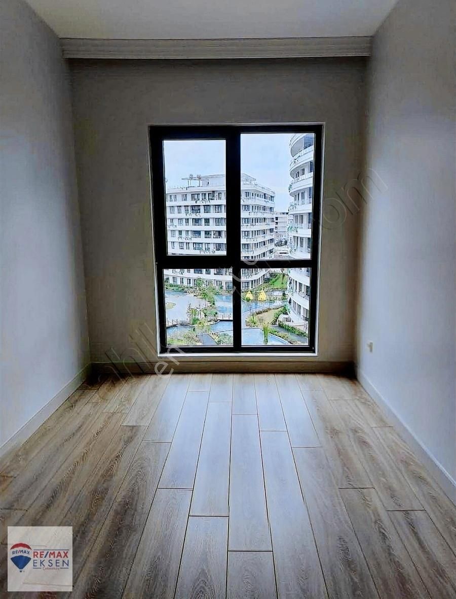 Emine Göktürk,den Nef Bahçelievlerde Boş Peyzaj Manzaralı 3+1 - Görsel 8