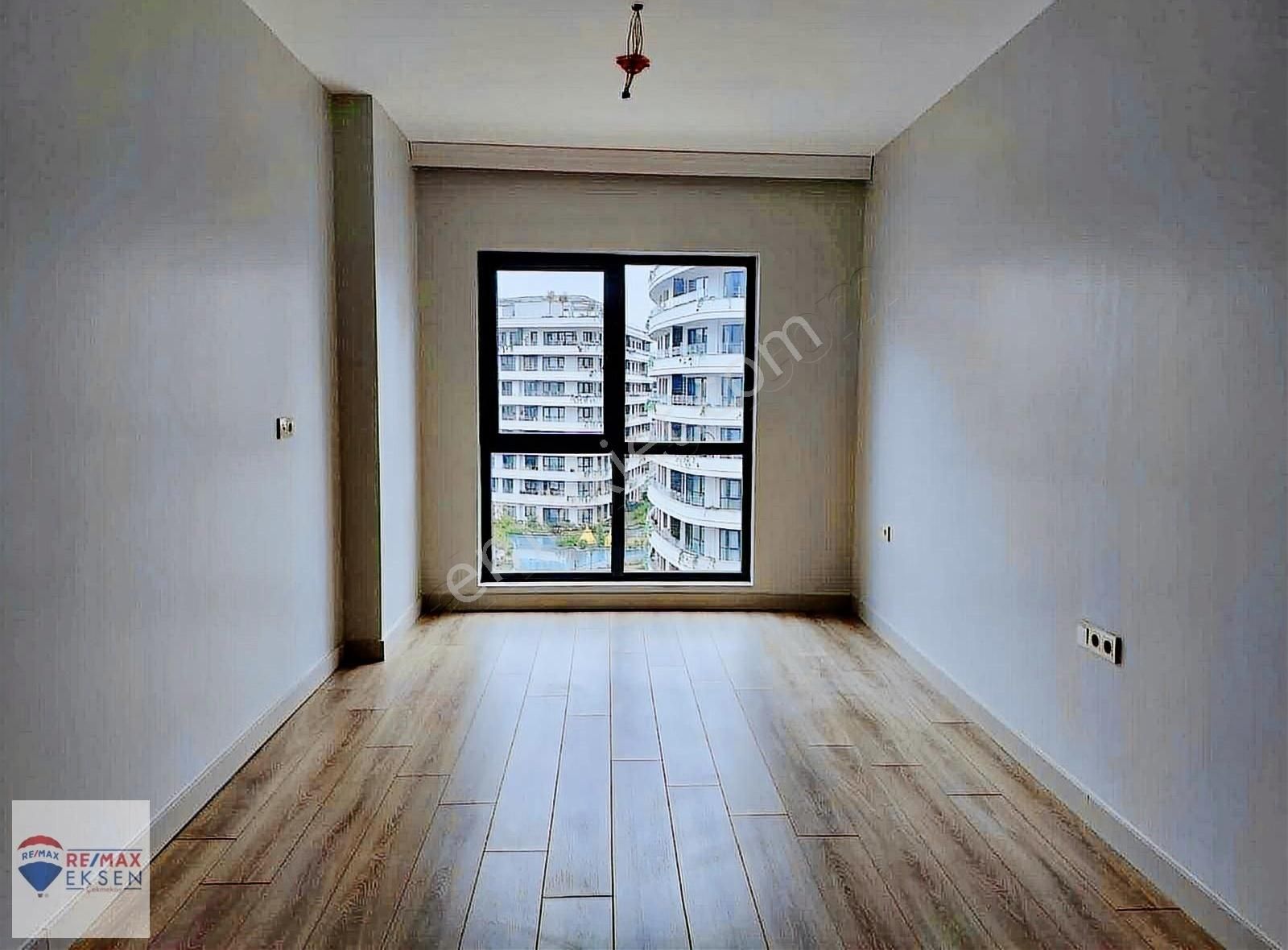 Emine Göktürk,den Nef Bahçelievlerde Boş Peyzaj Manzaralı 3+1 - Görsel 2