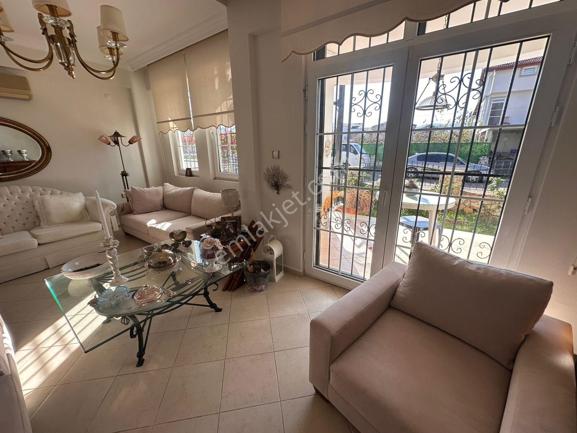 Stop’tan Site İçerisinde 3+1 Tripleks Villa - Görsel 12