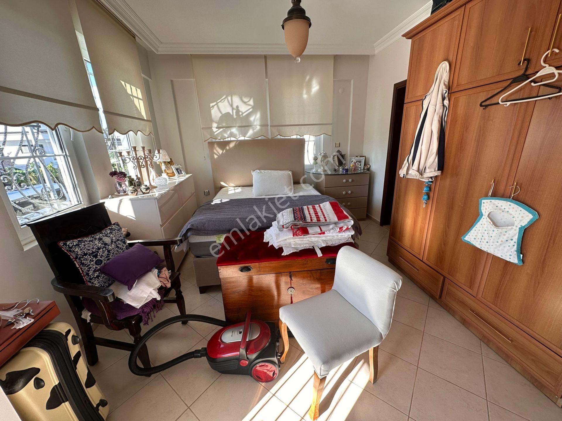 Stop’tan Site İçerisinde 3+1 Tripleks Villa - Görsel 8