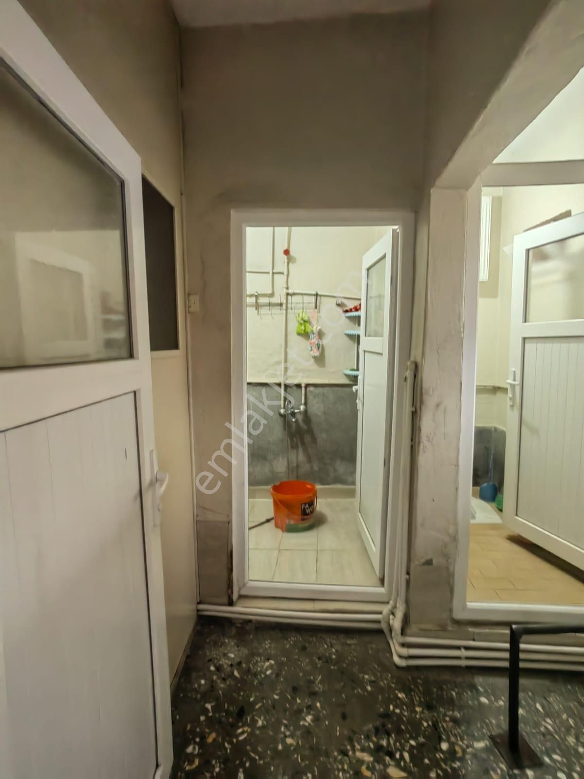 Akçay Emlak'tan Akşehir Gazi Mahallesinde Köşe Parsel Bahçeli Doğalgazlı Satılık Müstakil Ev - Görsel 13