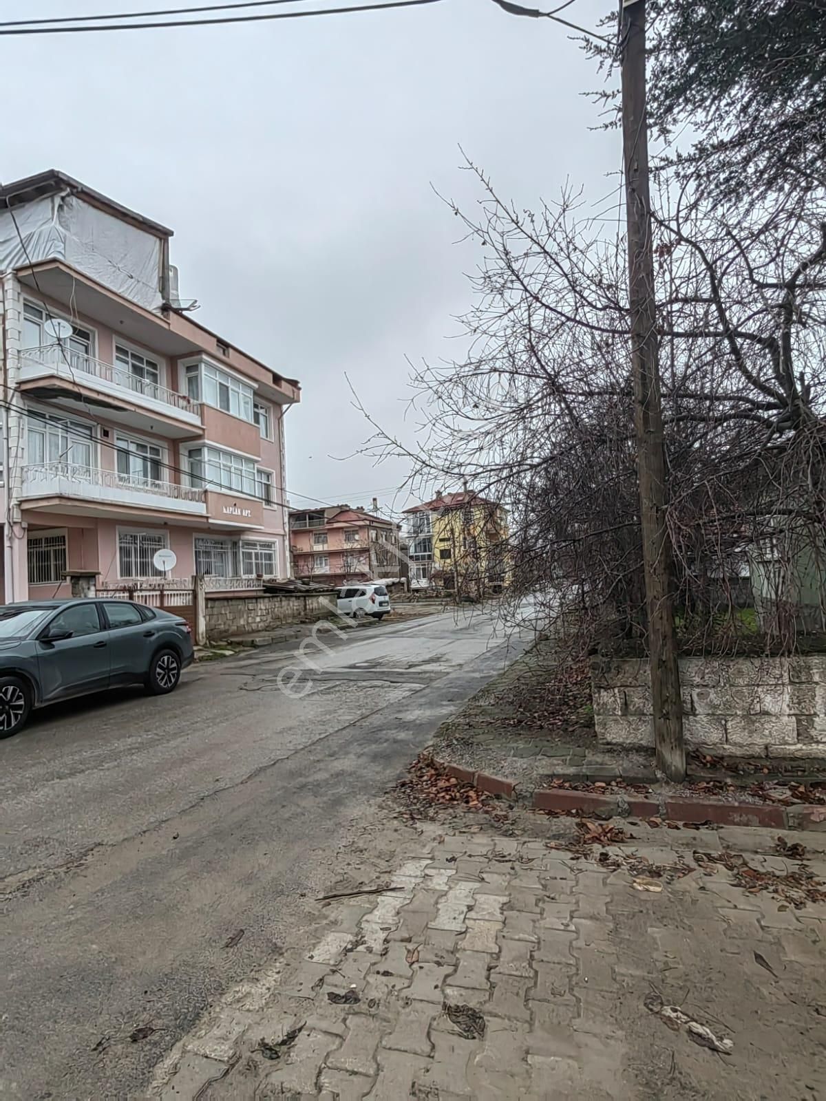 Akçay Emlak'tan Akşehir Gazi Mahallesinde Köşe Parsel Bahçeli Doğalgazlı Satılık Müstakil Ev - Görsel 23