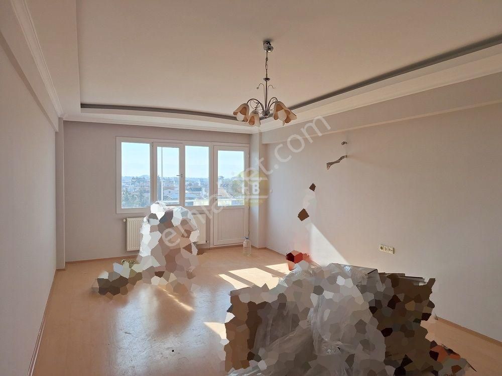 Hb'den 3+1 Kiralık Daire, Oturuma Hazır, Temiz, Çift Cepheli, Merkezi Konumda - Görsel 3