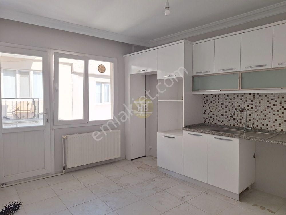 Hb'den 3+1 Kiralık Daire, Oturuma Hazır, Temiz, Çift Cepheli, Merkezi Konumda - Görsel 15