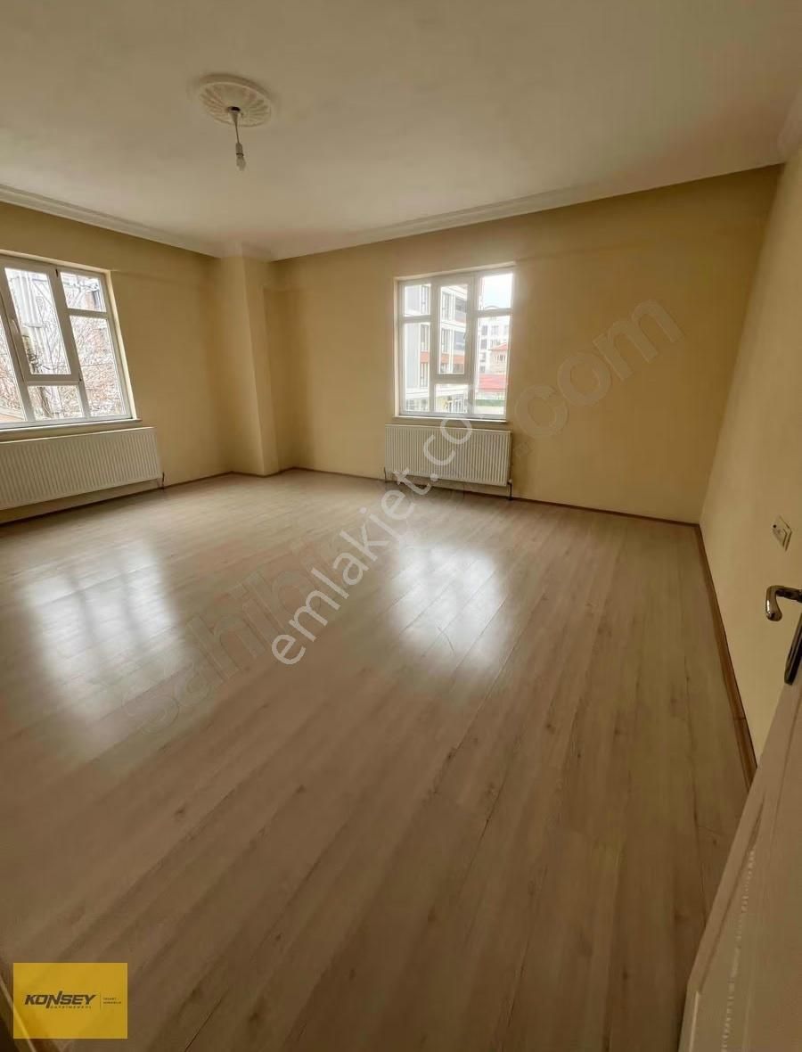 Çumrada Kiralık Geniş 2+1 Daire - Görsel 12