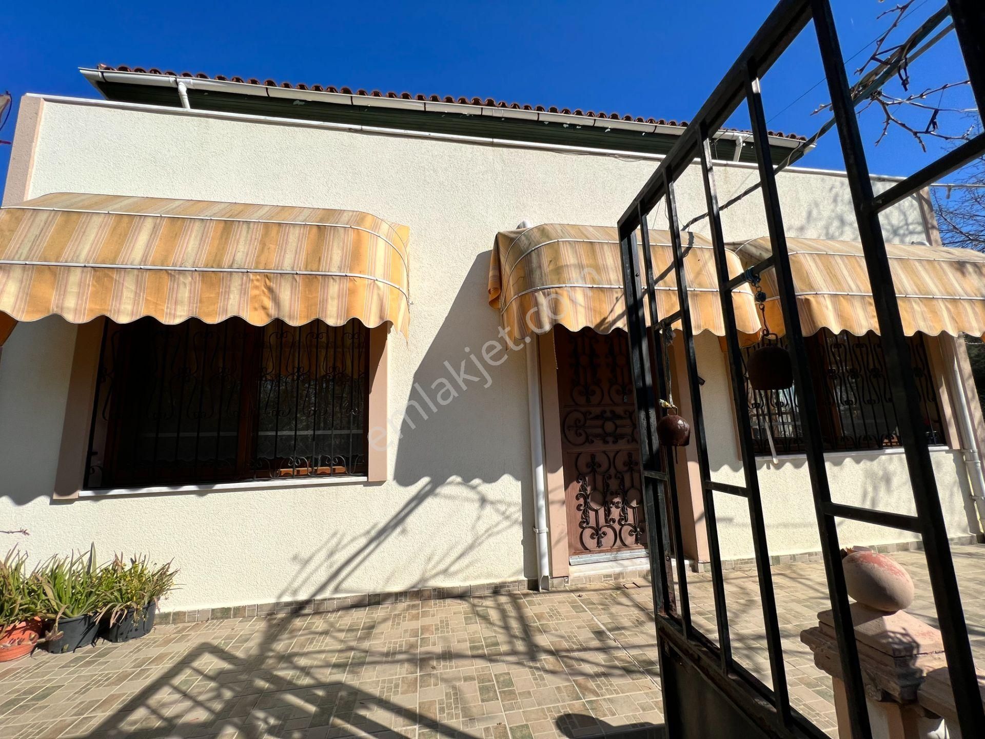 Balıkesir Ayvalık Camlık Ta Satılık 2 Adet Mustakil Ev.denize Sıfır - Görsel 3