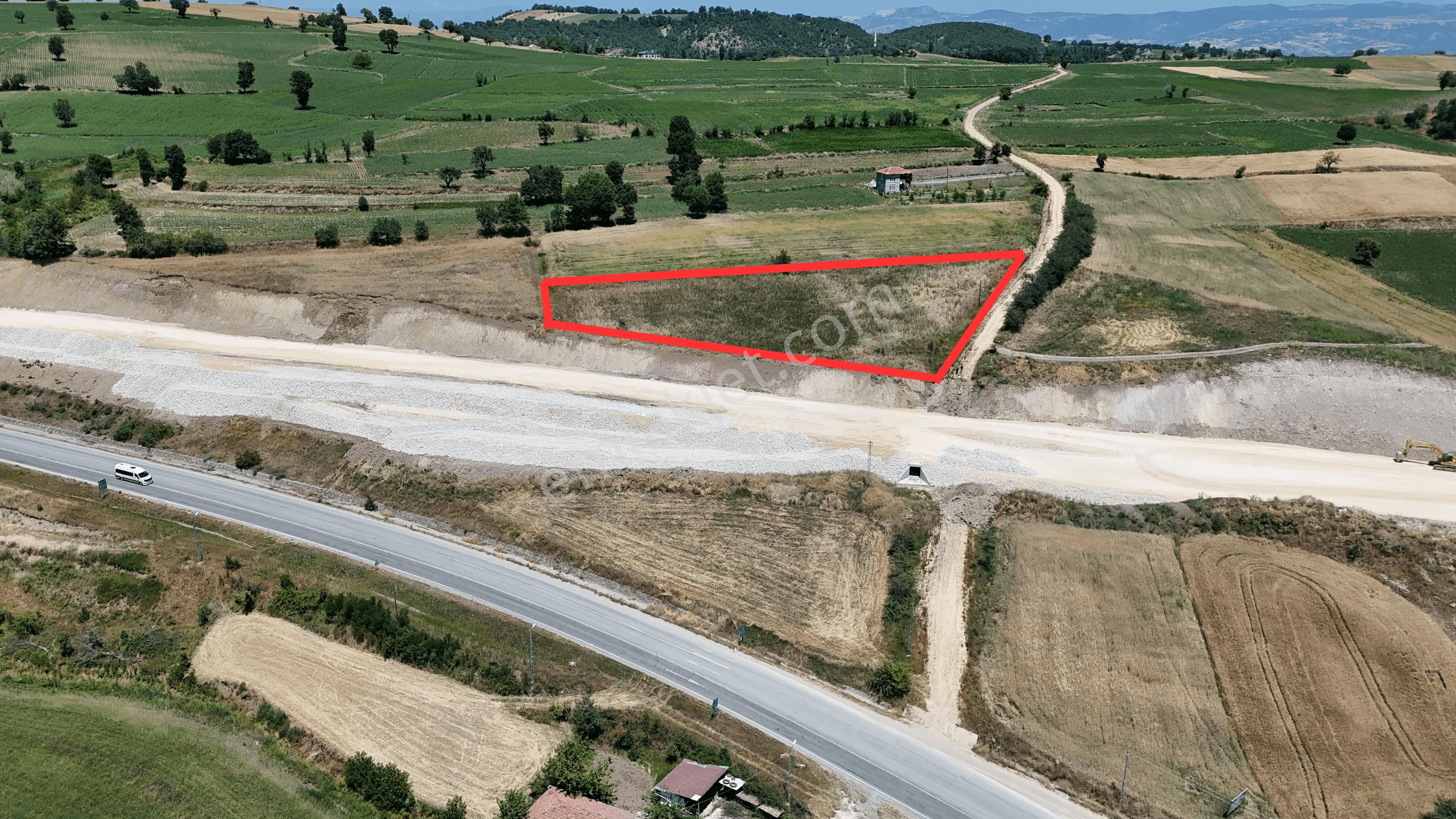 Vepaş'tan Havza-vezirköprü Arası Yeni Devlet Yolu Kenarı Tarla