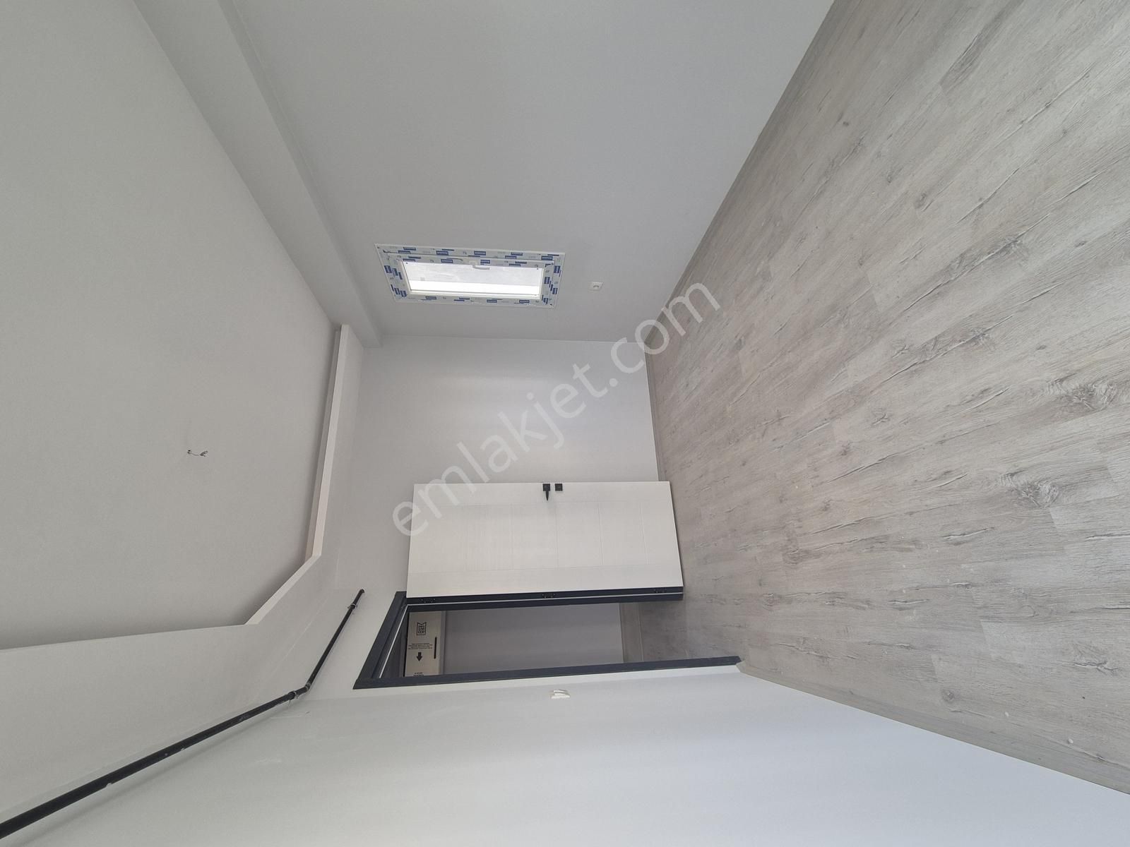 Gültepe'de 1+1 Geniş Oturumlu Yüksek Kredili Satılık Daire - Görsel 8