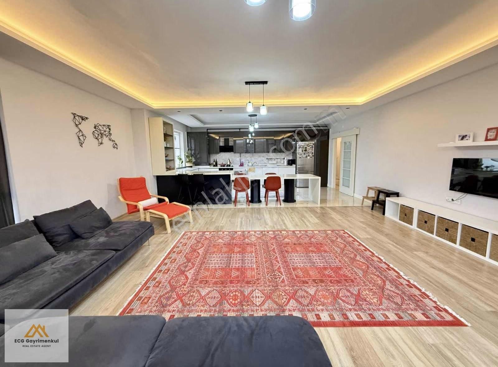 Engincan Gül'den; Saray Modern Yapıda Lüx 4+1 Süper Loft Daire ! - Görsel 29