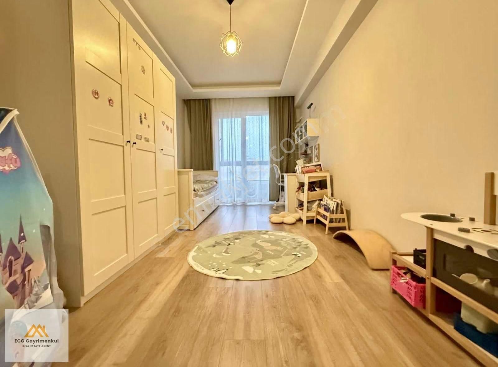 Engincan Gül'den; Saray Modern Yapıda Lüx 4+1 Süper Loft Daire ! - Görsel 28