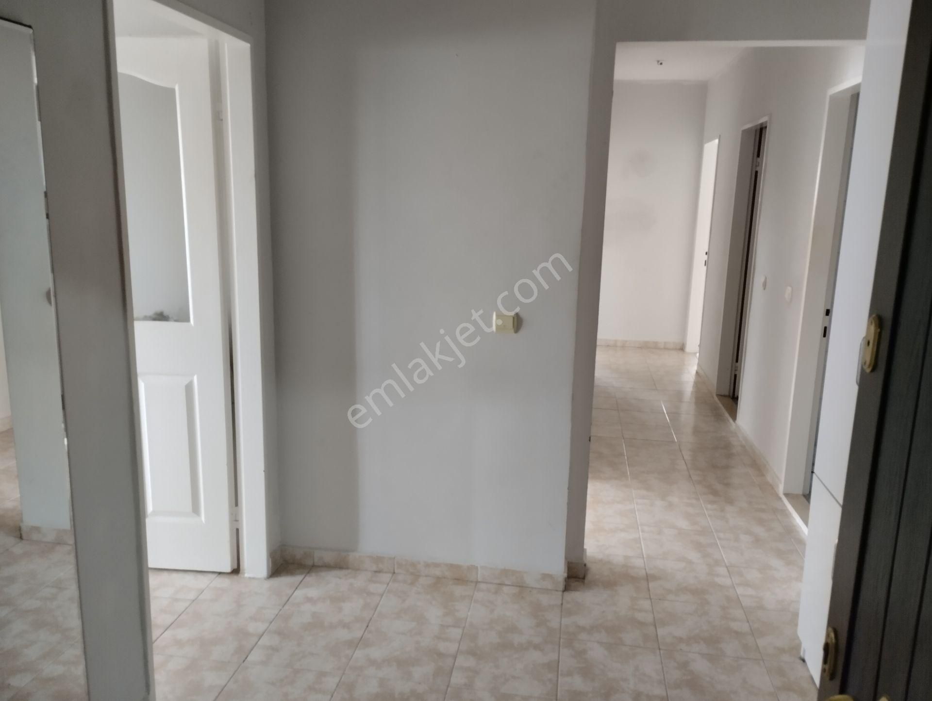 Hasanağa Toki'de, Ayrı Mutfaklı, Ara Kat, Satılık 2+1 Daire - Görsel 9