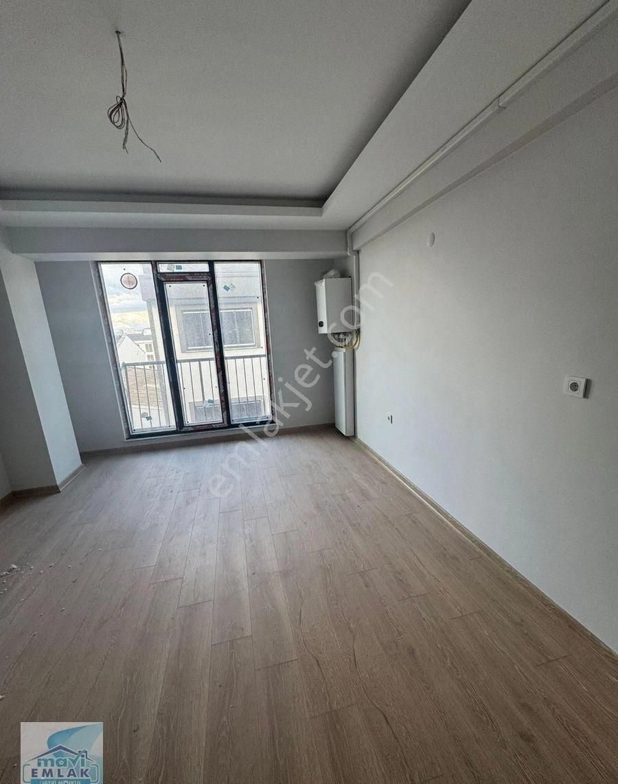 Bandırma Mavi Emlaktan Yeni Mahallede 65 Adet 2 Bloktan Oluşan Farklı 1+1 30adet Dairemiz Satılıktır - Görsel 7
