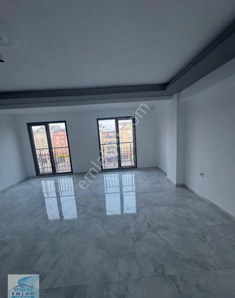 Bandırma Mavi Emlaktan 600 Evler Mahallesi Atatürk Ceddesi Üzerinde Dublex Satılık Daire... - Görsel 3