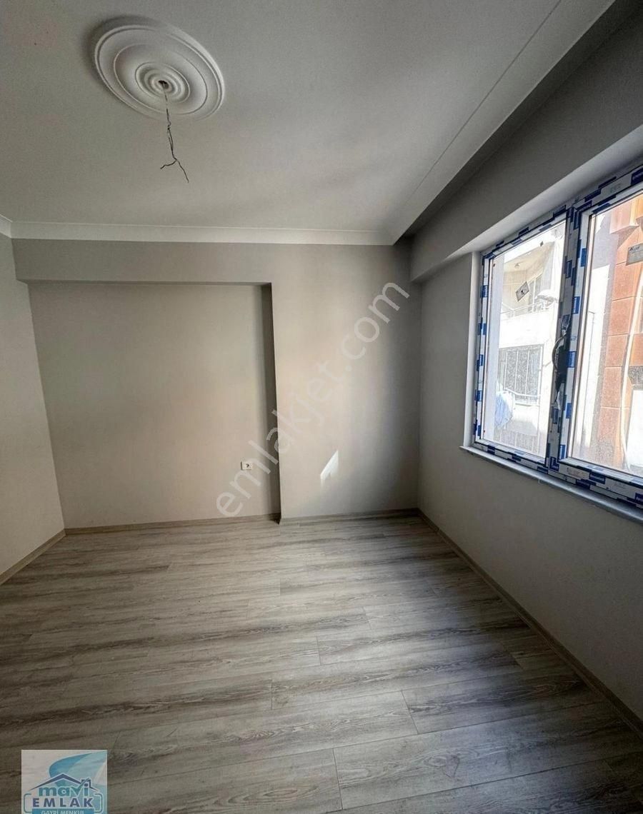 Bandırma Mavi Emlaktan 17 Eylül Mahallesinde 1+1 Satılık Daire