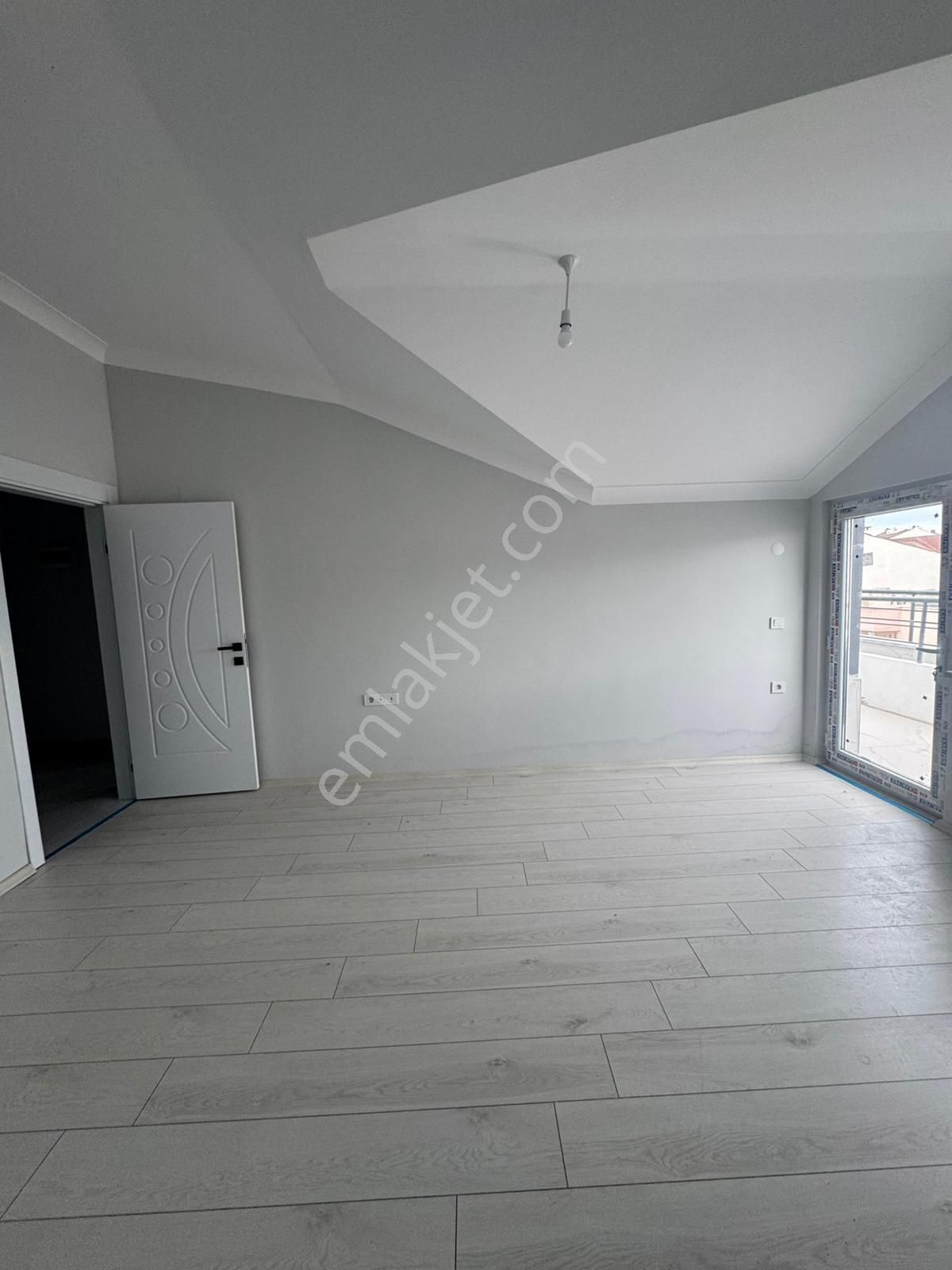 Bandırma Mavi Emlaktan 600 Evler Mahallesinde Dublex 3+1 Satılık Daire - Görsel 13