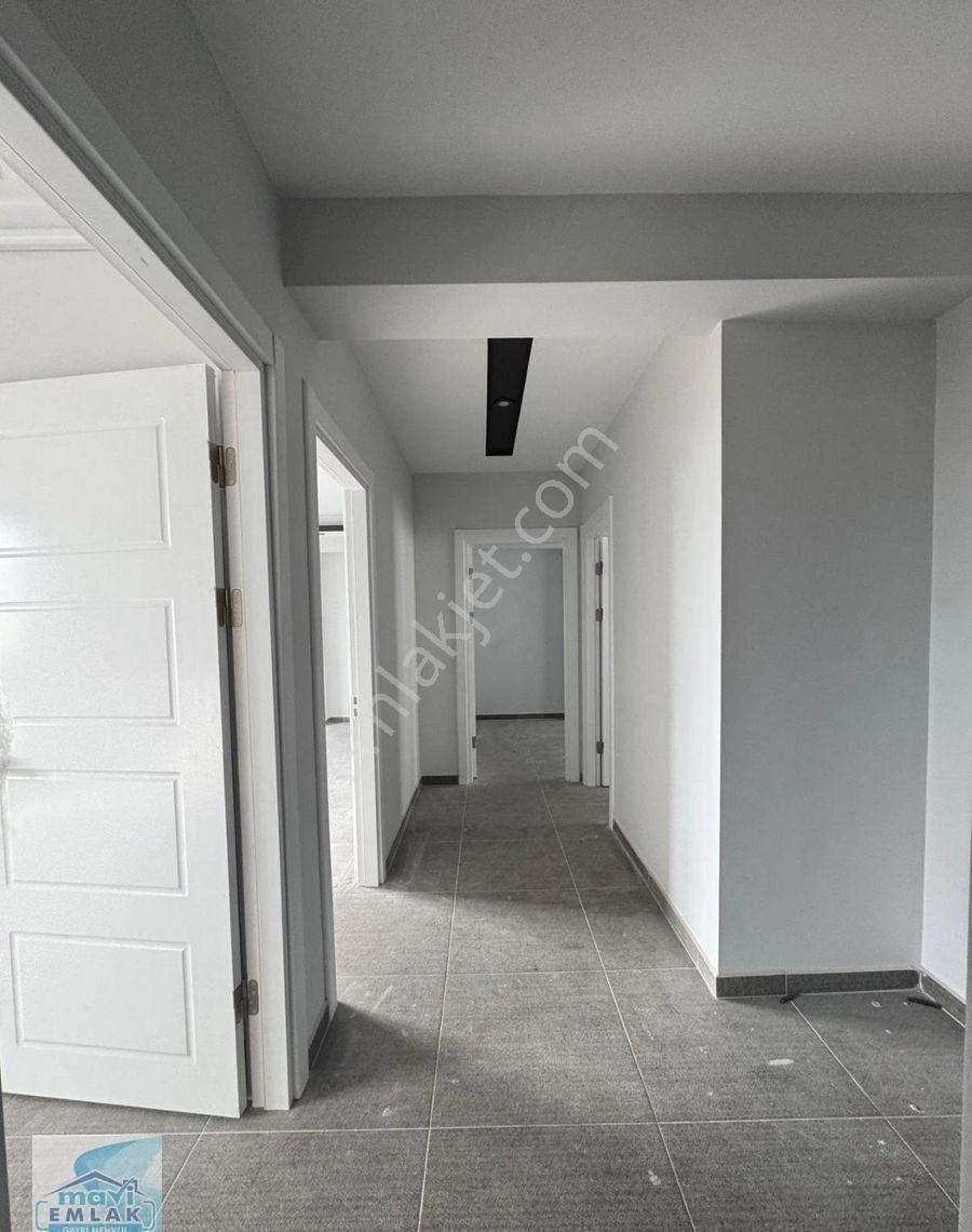 Bandırma Mavi Emlaktan Kayacık Mahallesi Kayacık Caddesi Üzerinde 2+1 Geniş Satılık Daireler... - Görsel 4