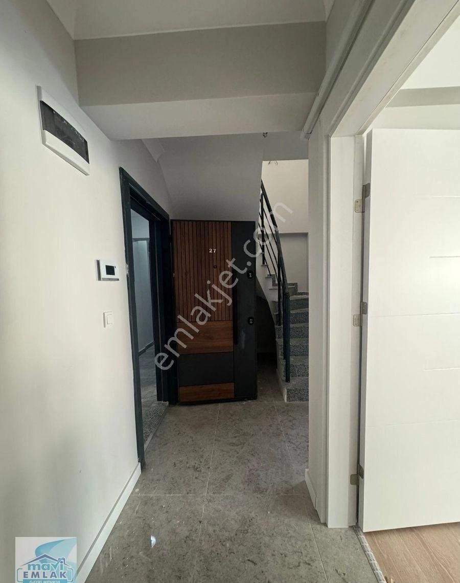 Bandırma Mavi Emlaktan Yeni Mahallede Deniz Manzaralı 2+0 Giyinme Odalı Dubleks Satılık 2 Ayrı Daire