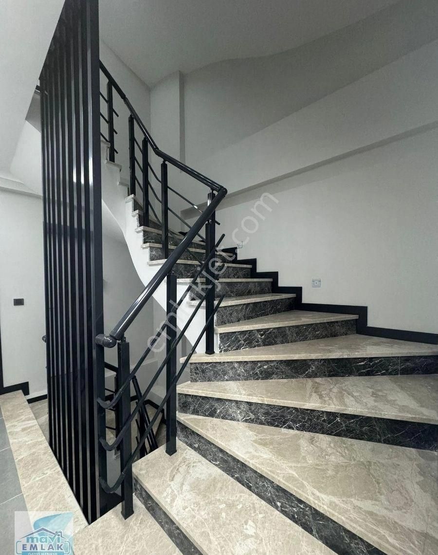 Bandırma Mavi'den Ultra Lüx Şık Tasarımlı 5+1+2 Satılık Triplex - Görsel 22