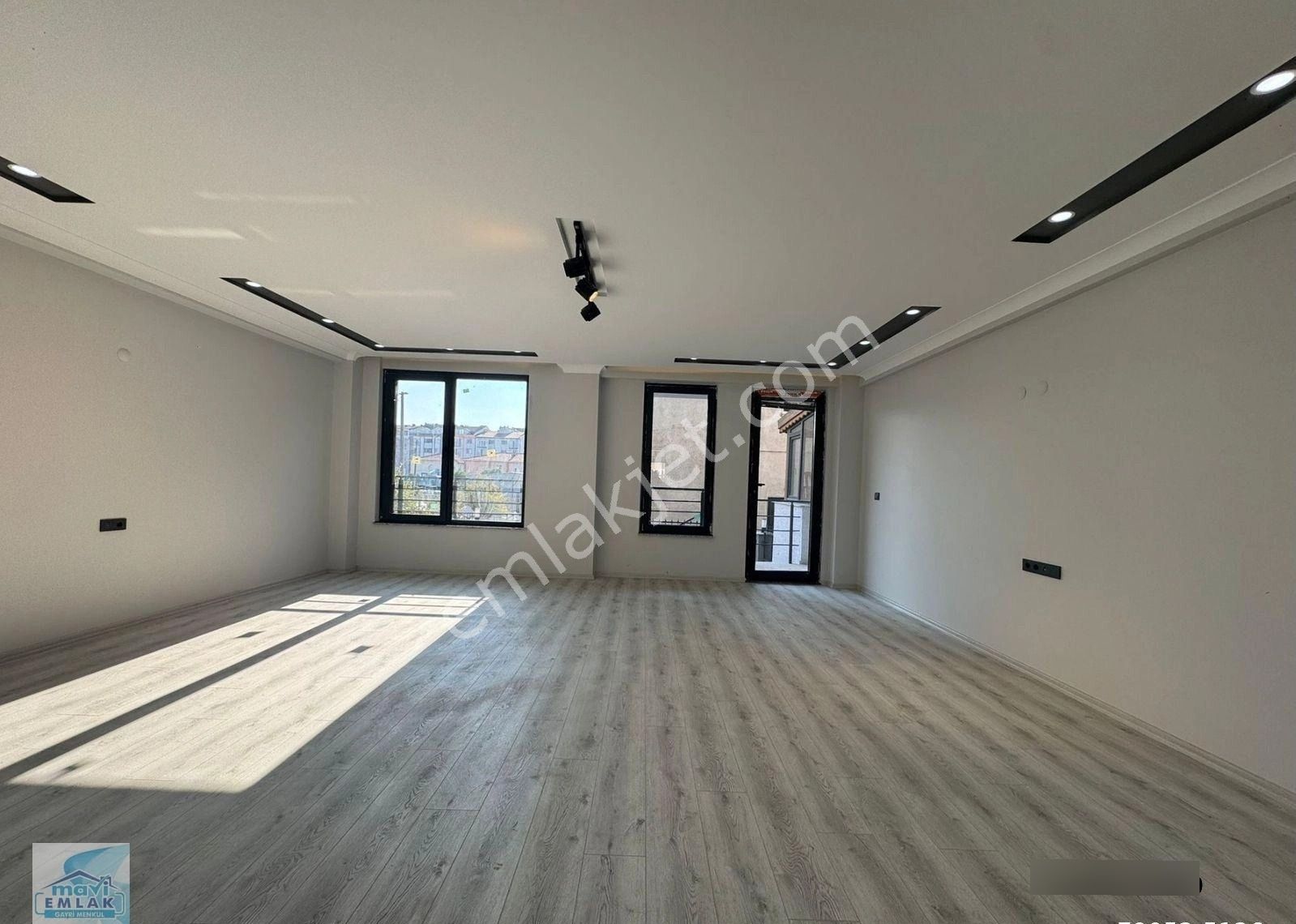 Bandırma Mavi'den Ultra Lüx Şık Tasarımlı 5+1+2 Satılık Triplex - Görsel 19