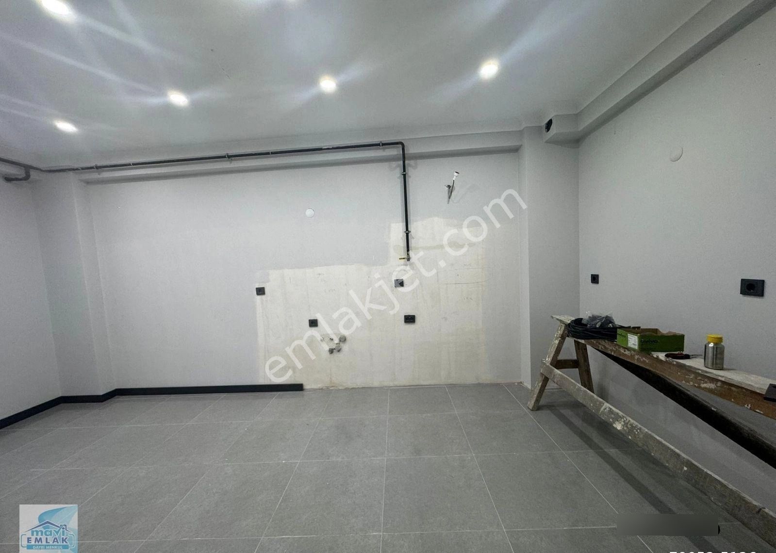 Bandırma Mavi'den Ultra Lüx Şık Tasarımlı 5+1+2 Satılık Triplex - Görsel 6