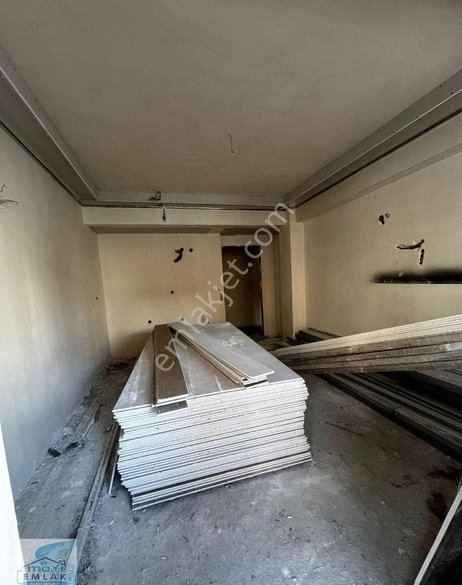 Bandırma Mavi Emlaktan 600 Evler Mahallesinde 1+1 Yüksek Giriş Satılık Daire - Görsel 3