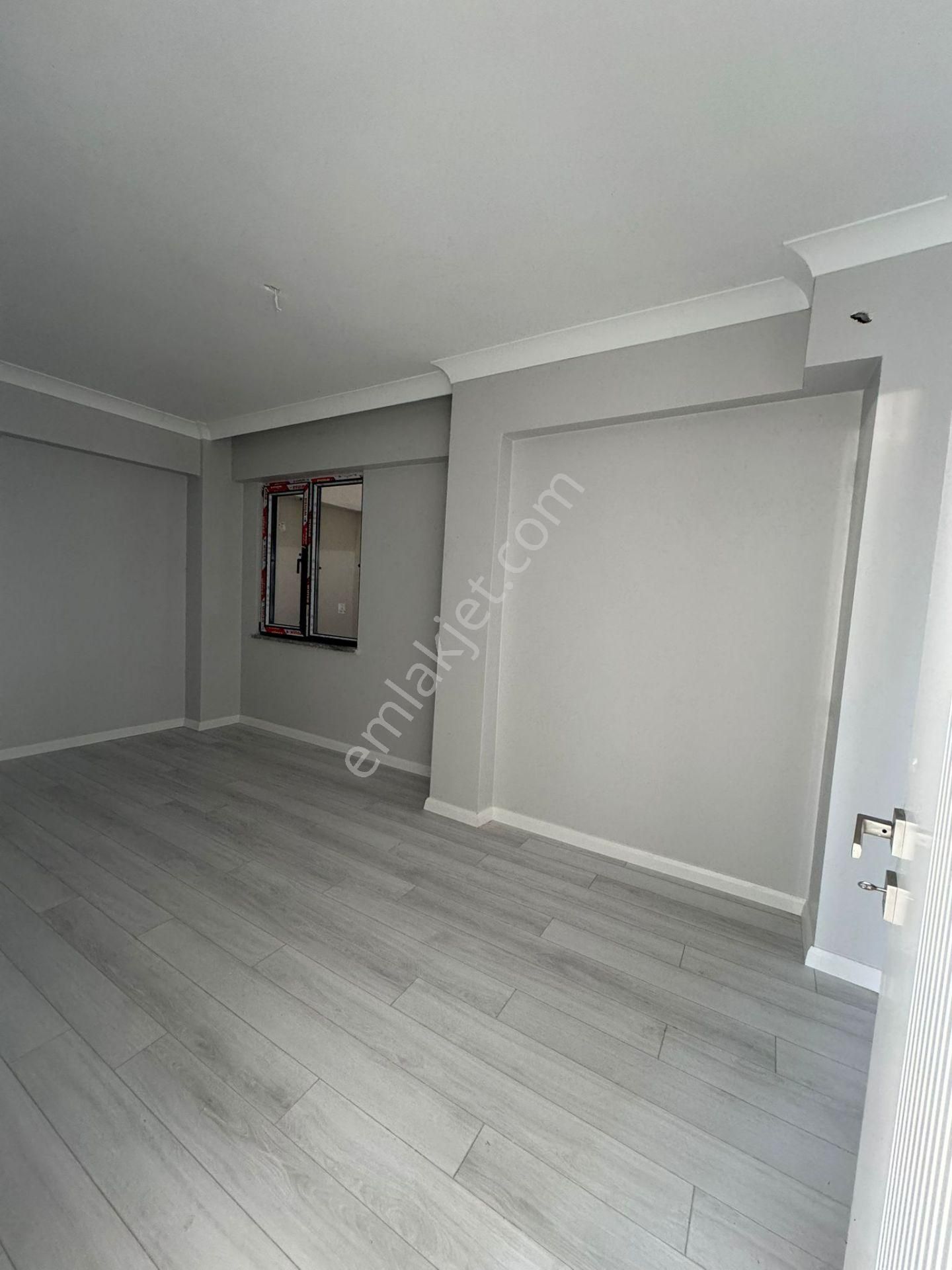 Bandırma Mavi Emlaktan 600 Evler Mahallesi Atatürk Caddesi Üzerinde Satılık 2+1 Daireler - Görsel 8