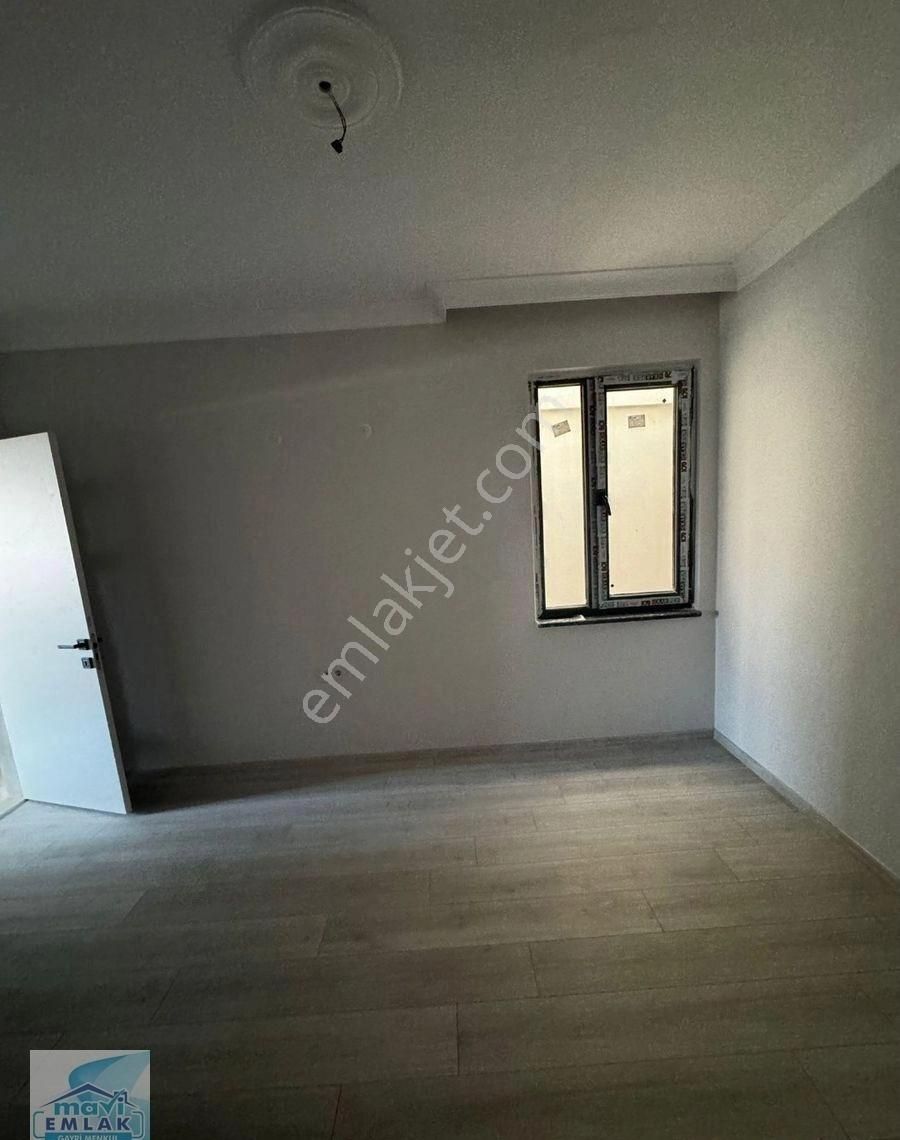 Bandırma Mavi Emlaktan İhsaniye Mahallesinde 2+1 Ara Kat Satılık Daire - Görsel 4