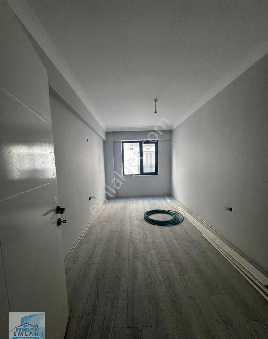 Bandırma Mavi Emlaktan 600 Evler Mahallesinde Yüksek Giriş 2+1 Satılık Daire - Görsel 2