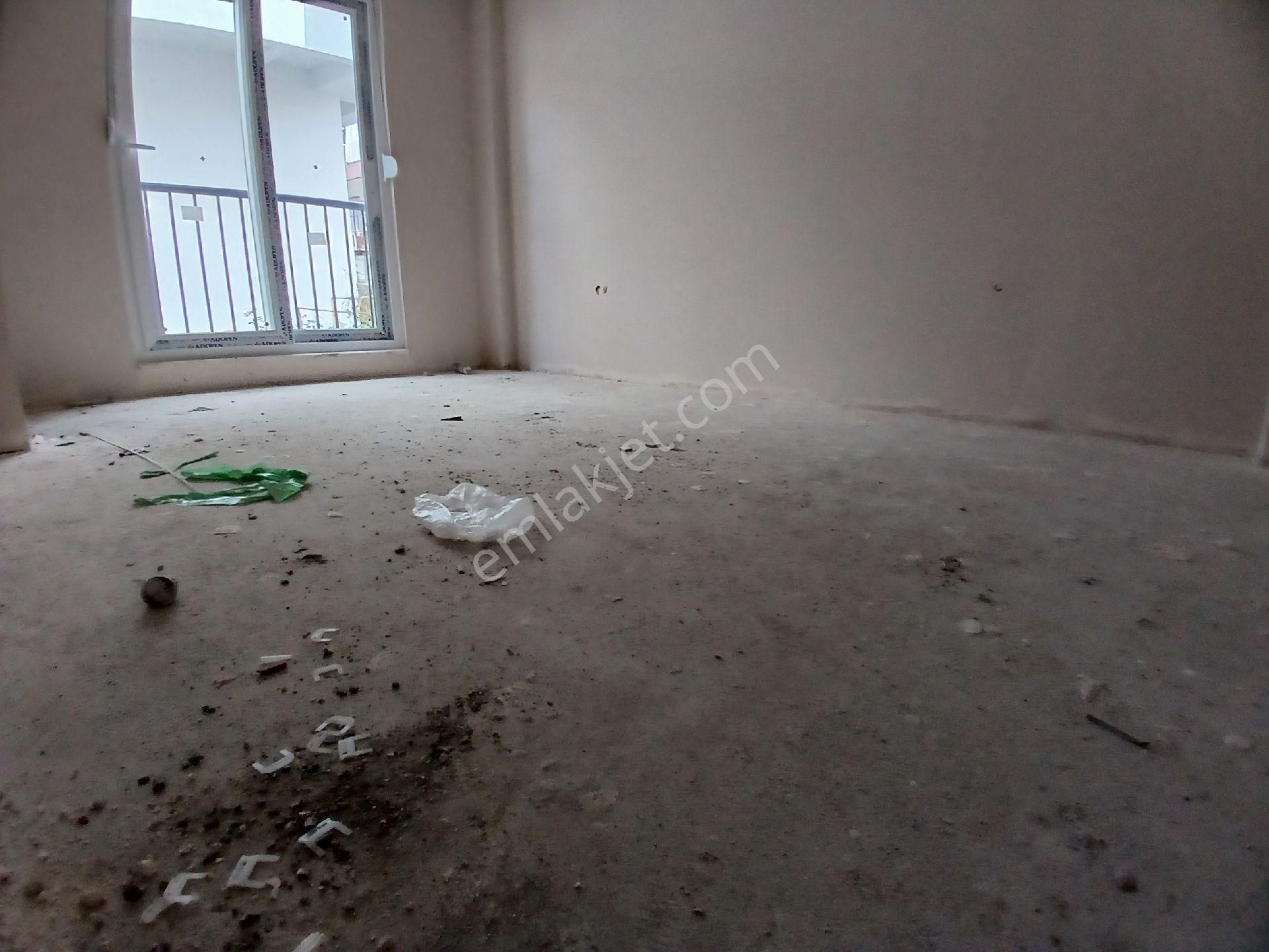 Manavgat Çağlayan Mahallesinde Satılık 2+1 Garajlı Arakat Daire - Görsel 3