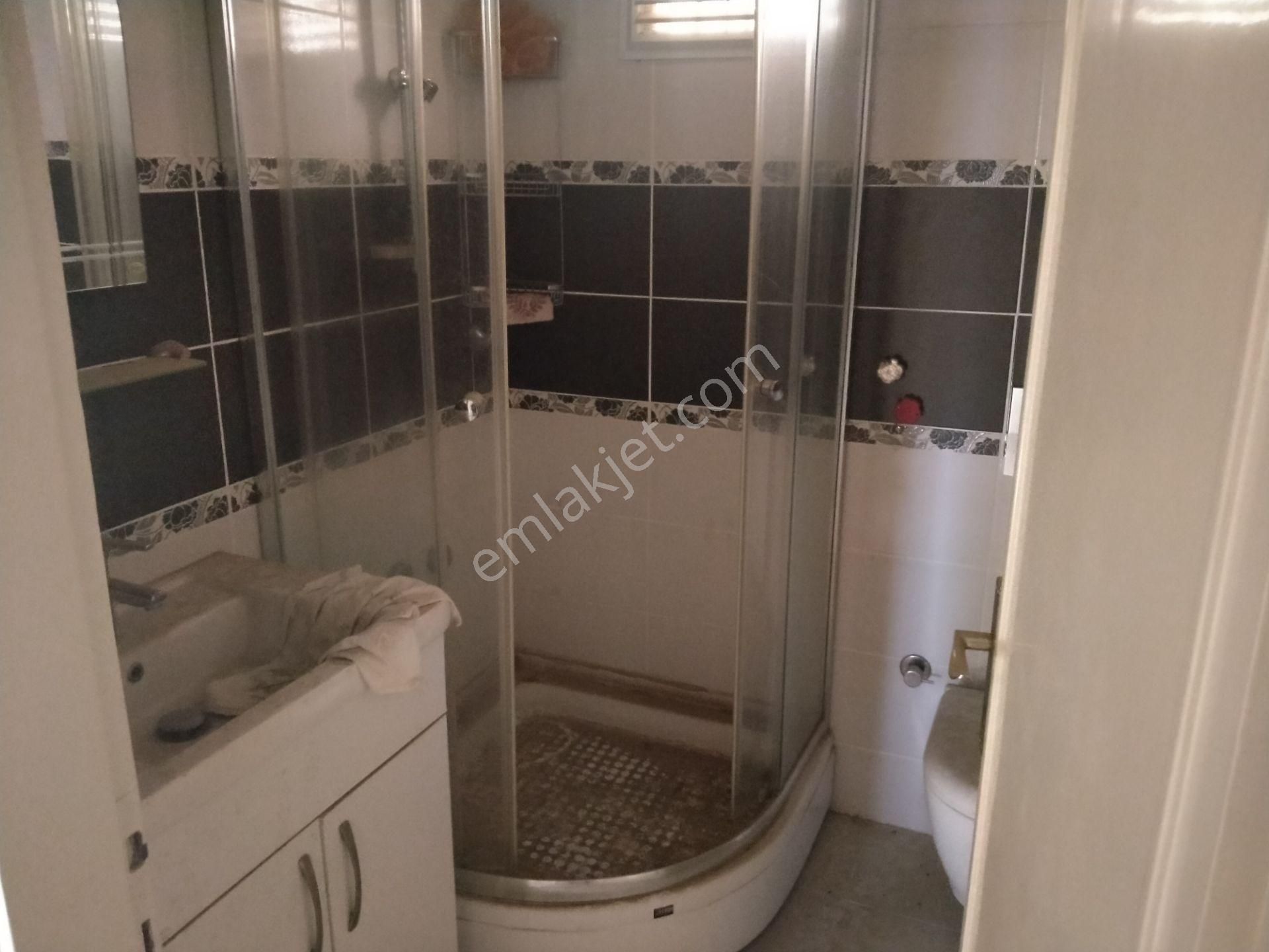 Yasin Emlaktan 2 Katlı Şirinevler Mahallesinde Mustakıl Ev - Görsel 16