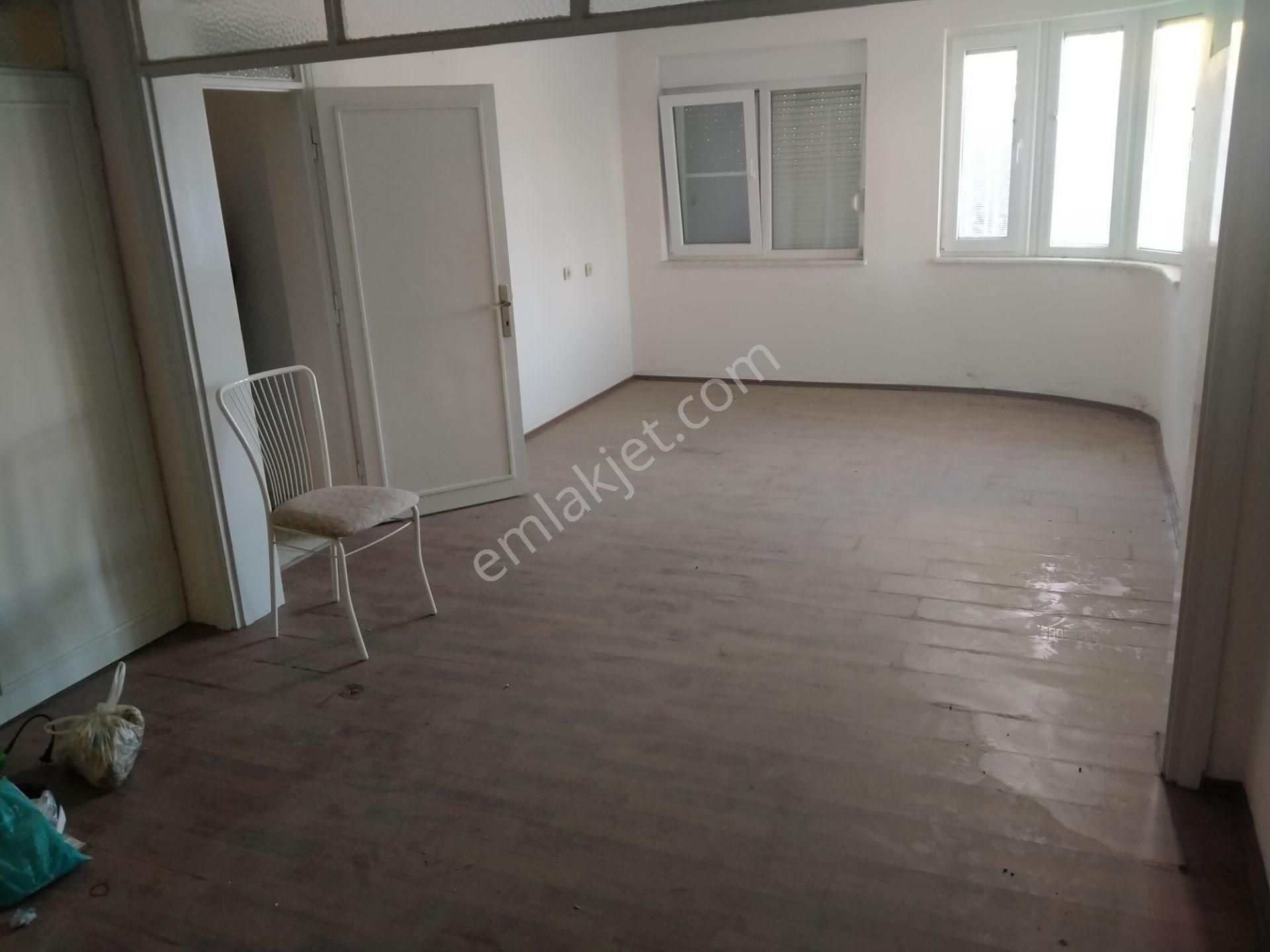 Yasin Emlaktan 2 Katlı Şirinevler Mahallesinde Mustakıl Ev - Görsel 13