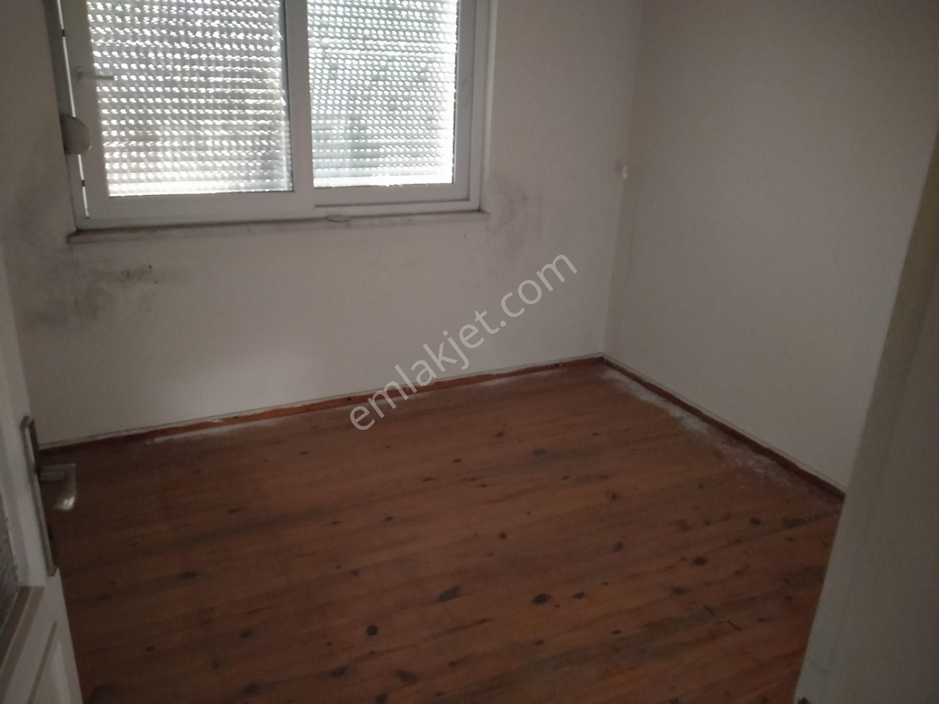 Yasin Emlaktan 2 Katlı Şirinevler Mahallesinde Mustakıl Ev - Görsel 17