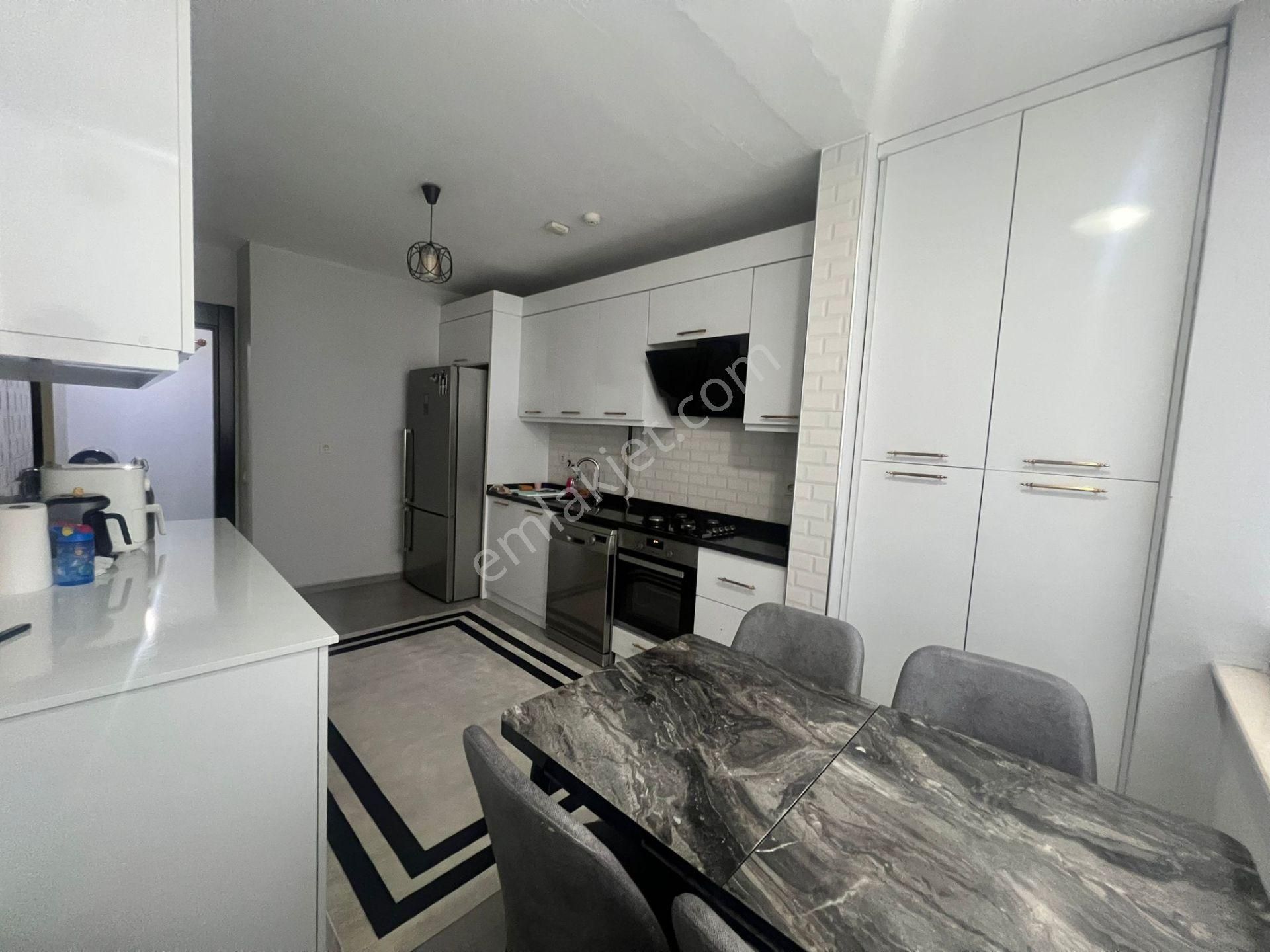 Karınca'dan Sayapark Civarı B.mutfak 3+1 Satılık Daire ! - Görsel 3