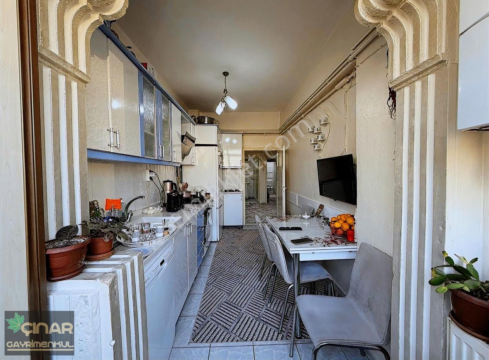 Turgut Reis Mahallesinde İçi Bakımlı 2+1 Satılık Daire - Görsel 2