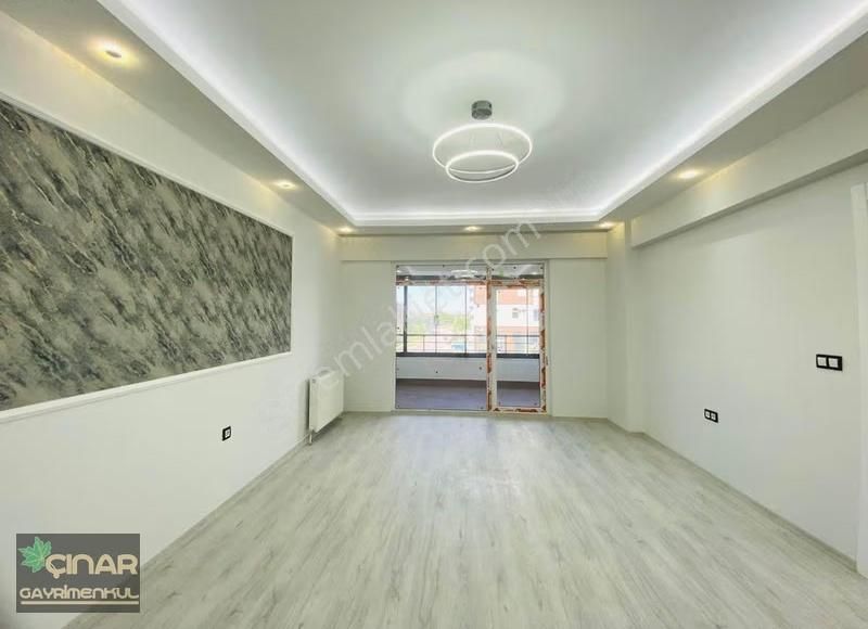 Zümrüt Mahallesinde Geniş Balkonlu, Sıfır Ultra Lüks 3+1 - Görsel 4