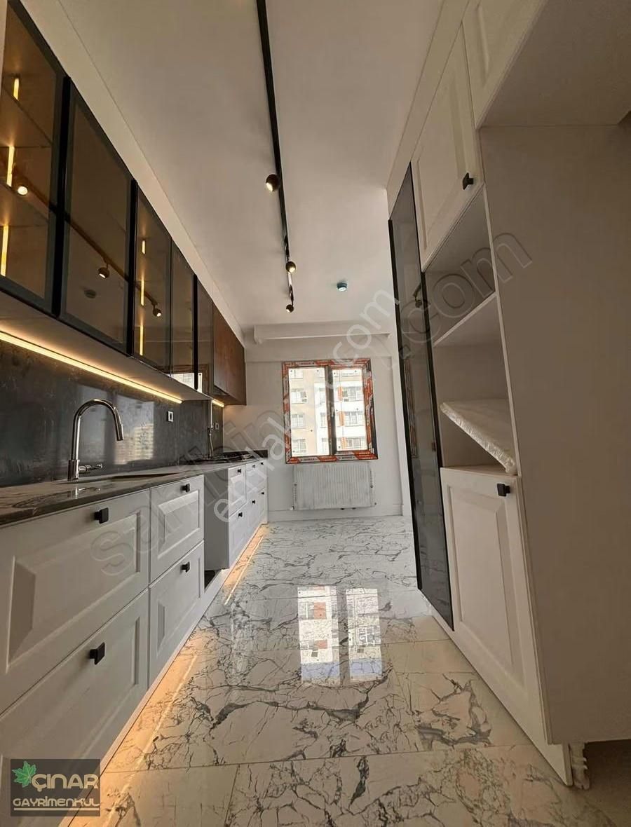 Yakut-kasr-ı Arven 4 Te Sıfır Meskenli Hemen Oturulur 4+1 Fırsat