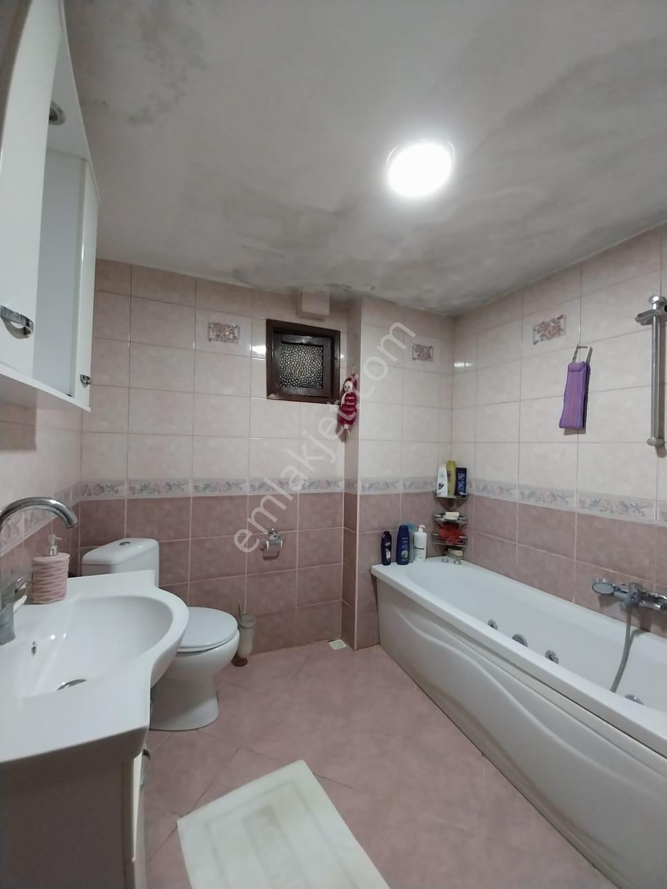 Kocaeli Gölcük Çiftlik Mahallesi Satılık 127 M² 3+1 Arakat Daire - Görsel 33