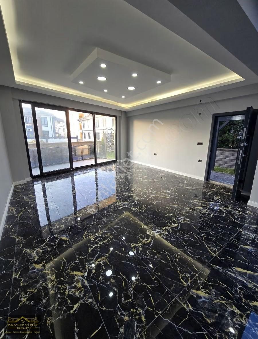 Karasu Havuzlu Muhteşem Villa - Görsel 8